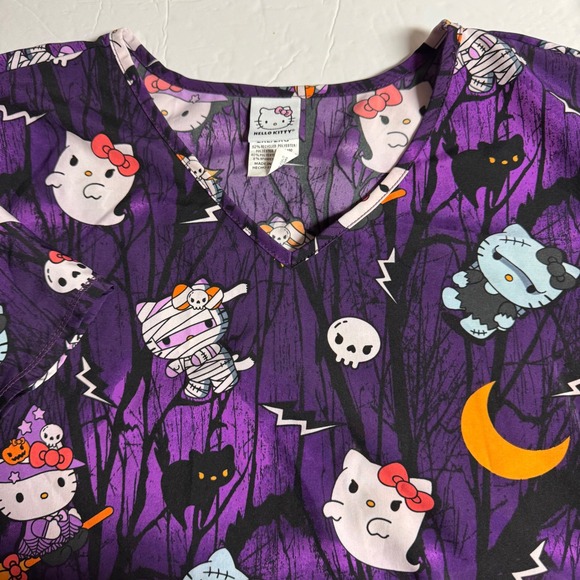 Hello Kitty Halloween Purple Scrub Top 2XL Womens Spooky Kawaii Print - Picture 1 of 7